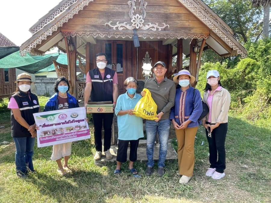 นายกิตติ คำแก่นคูณ นายกเทศมนตรีตำบลวังชัยร่วมกับ นิคมสร้างตนเองเขื่อนอุบลรัตน์  ลงพื้นที่ชุมชนหัวหนองกุง 1  เมื่อวันที่ 22 พ.ย.65 กรณีนางมณฑา ชุมพล  ร้องขอรับความช่วยเหลือด้านการดำรงชีพจากพัฒนาสังคมและความมั่นคงของมนุษย์จังหวัดขอนแก่น 