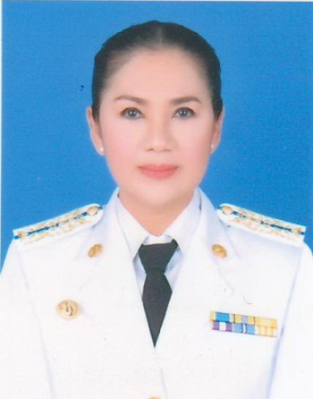 นางสมพร โลหะมาตย์